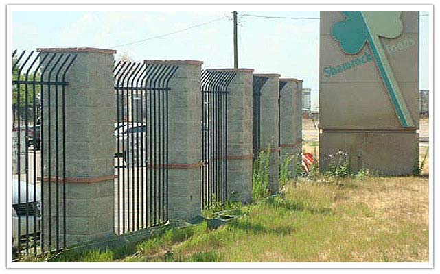 Denver commercial fence company